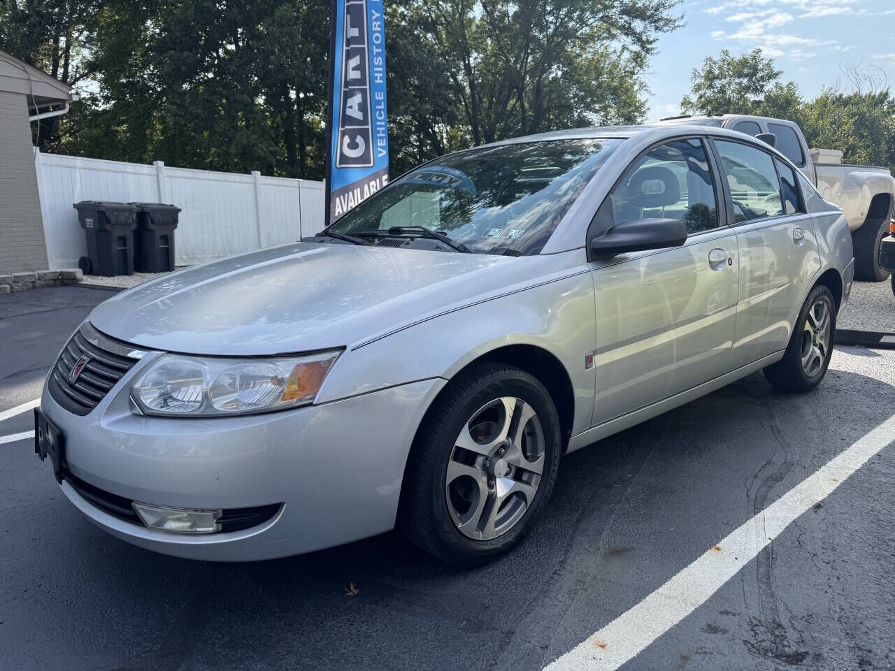 2005 SATURN Ion