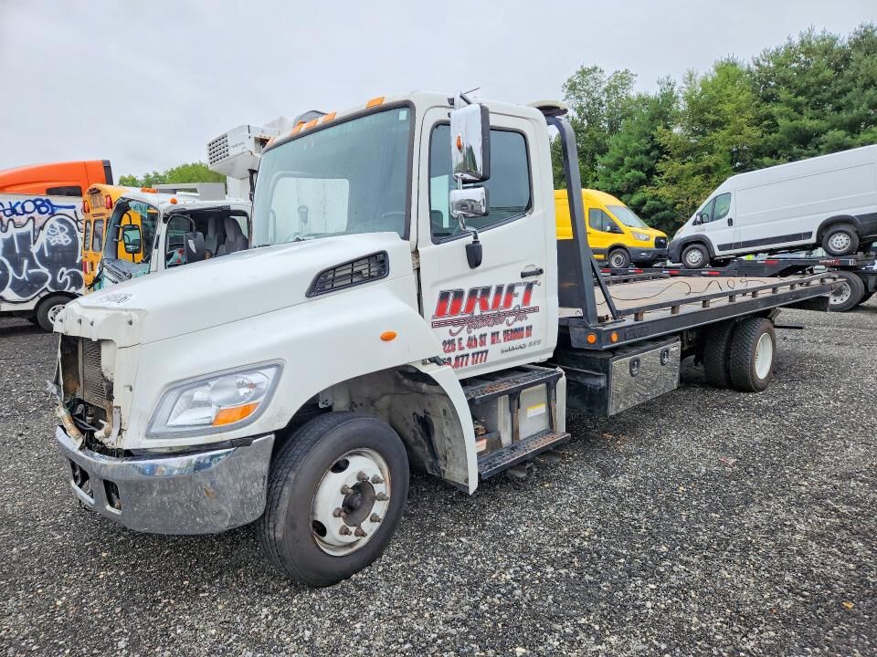 2016 HINO Conventional Type Truck
