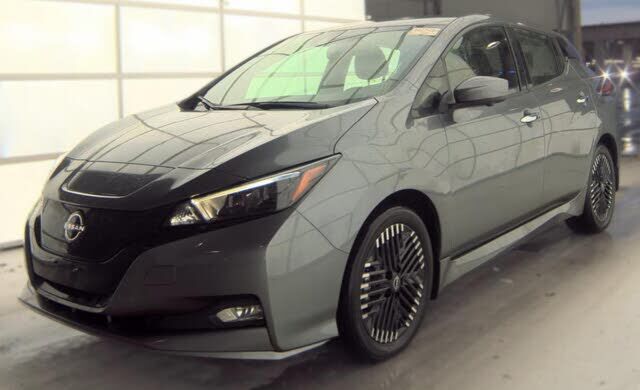 2023 NISSAN Leaf