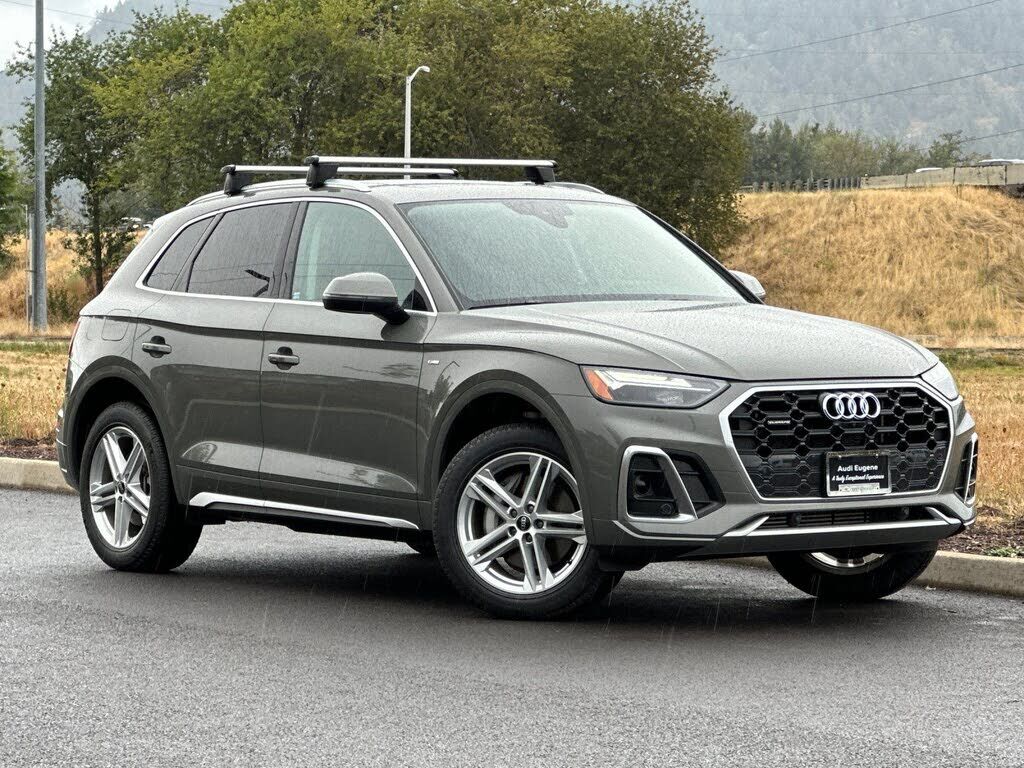 2024 AUDI Q5 e