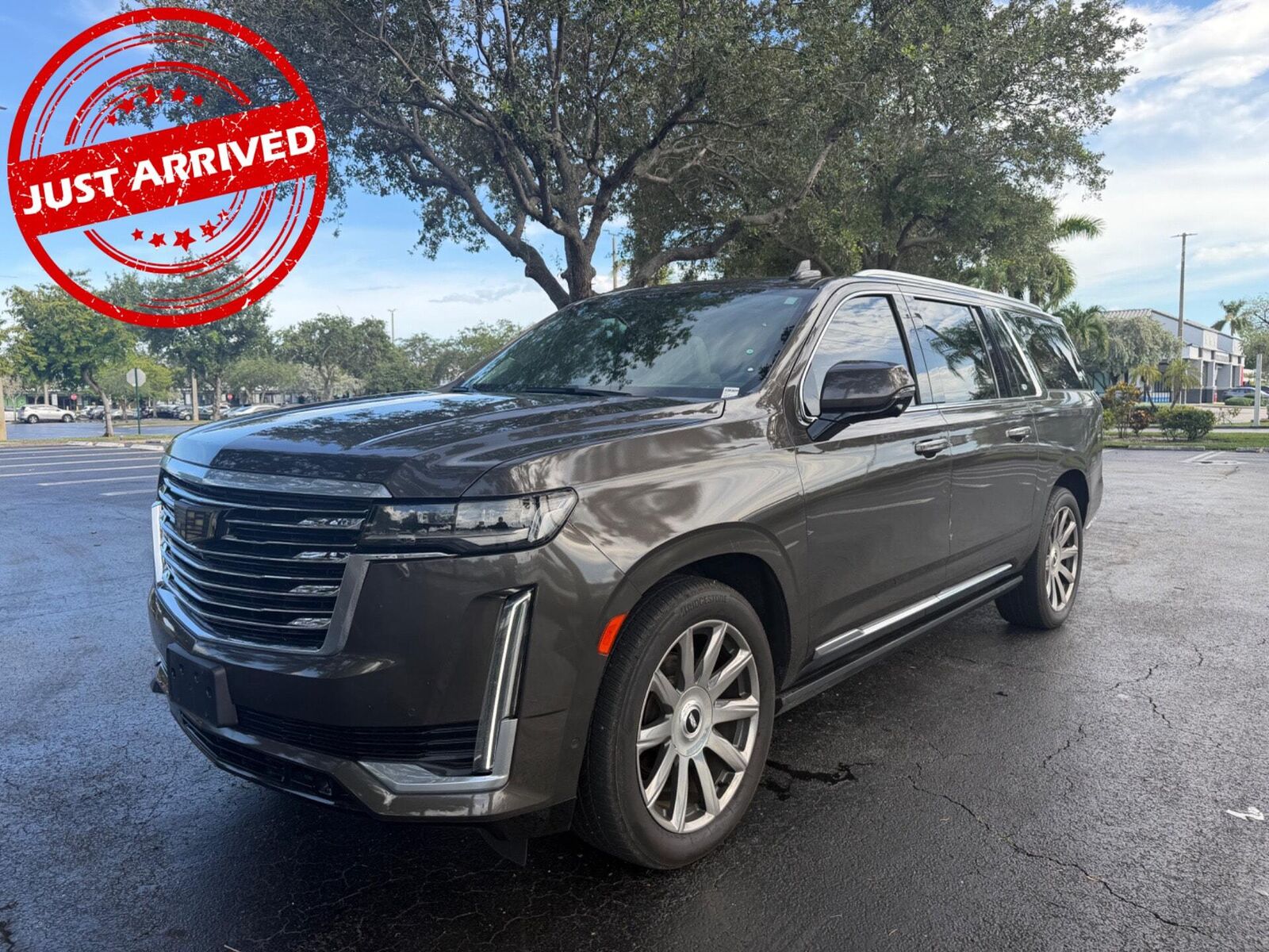 2021 CADILLAC Escalade ESV