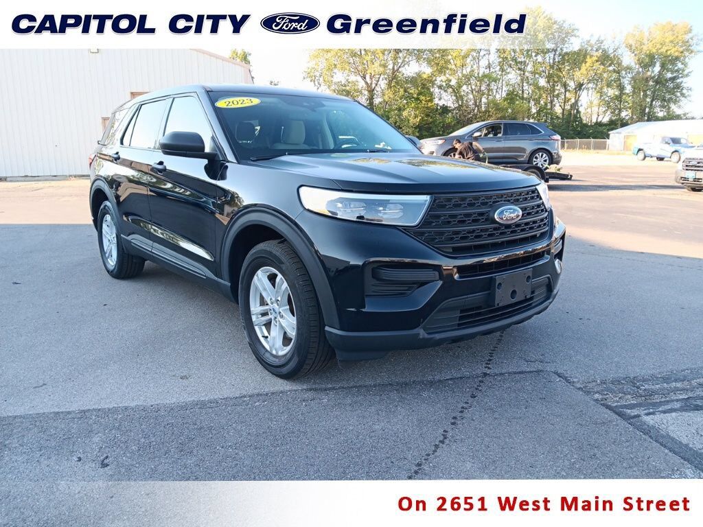 2023 FORD Explorer