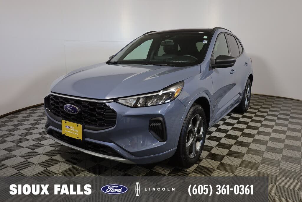 2024 FORD Escape
