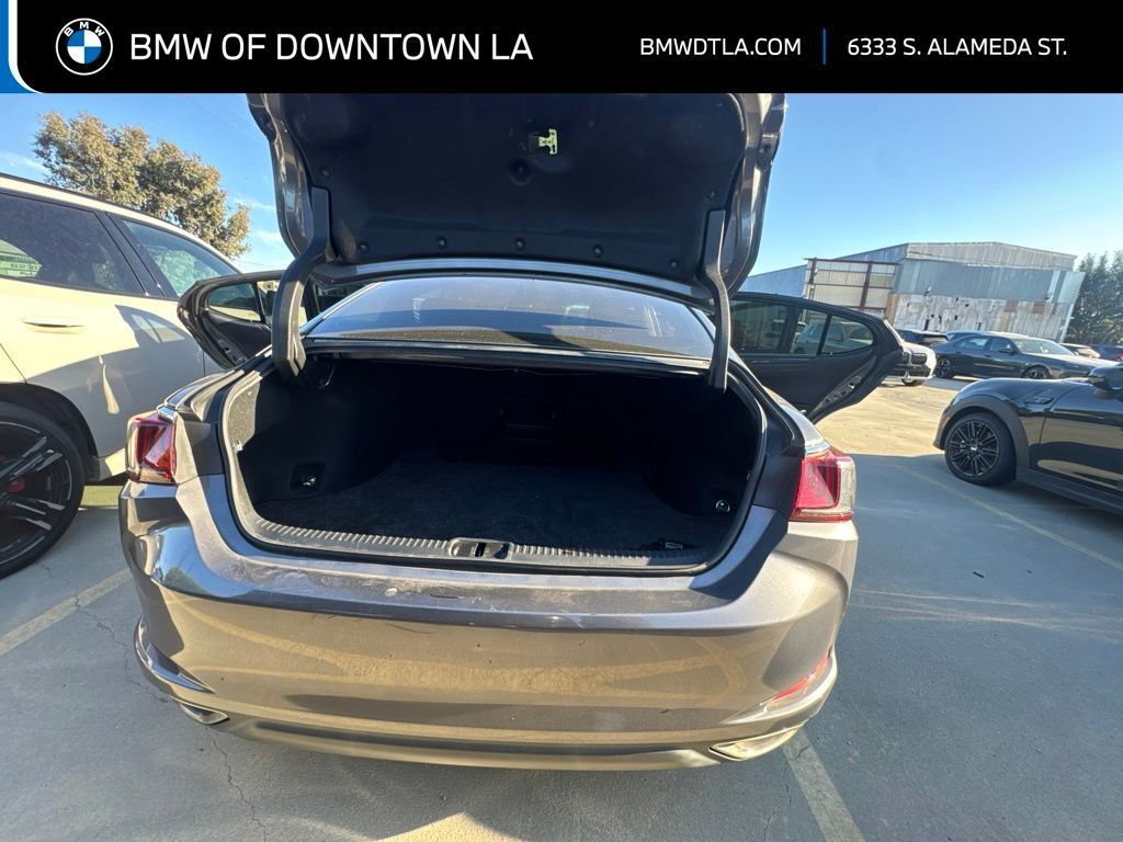 2021 LEXUS ES