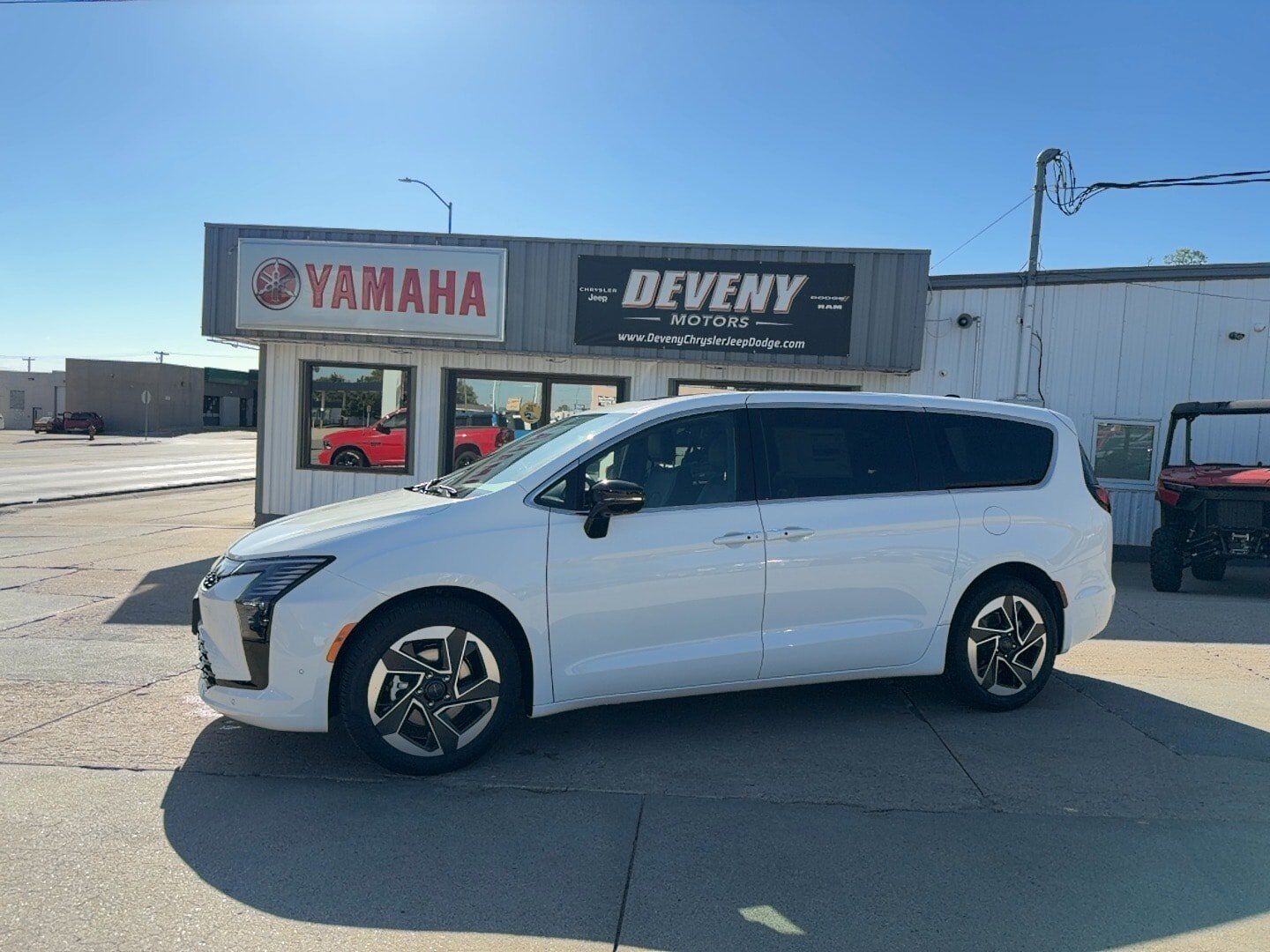 2027 CHRYSLER Pacifica