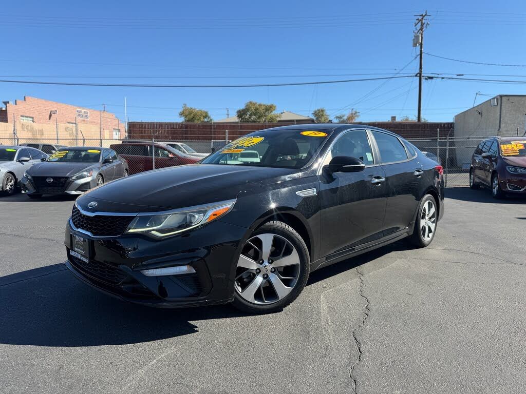 2019 KIA Optima
