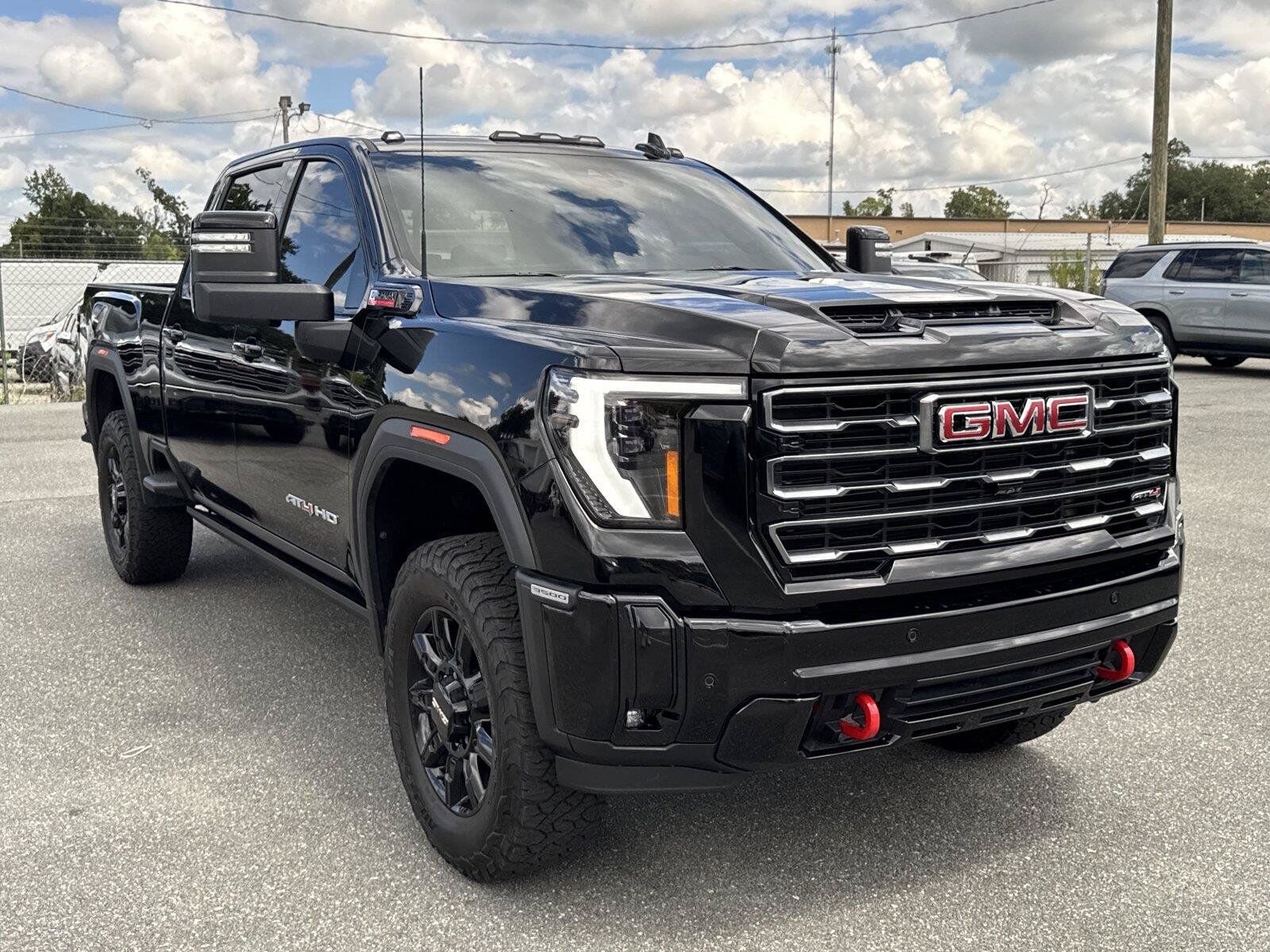 2025 GMC Sierra HD