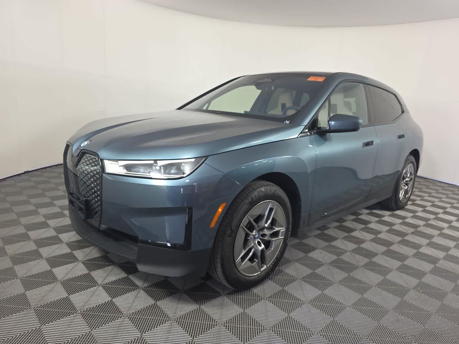 2023 BMW ix