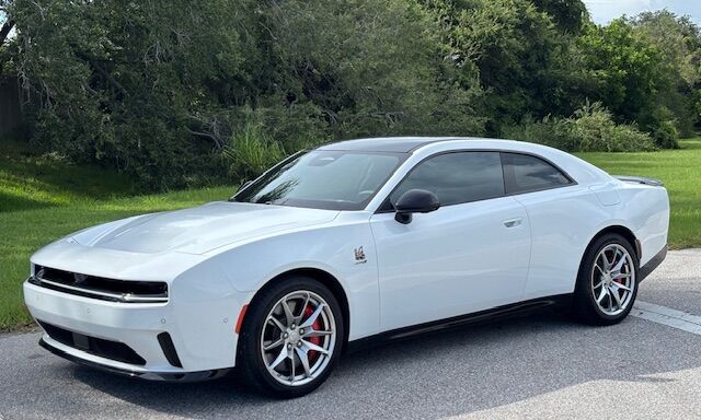 2024 DODGE Charger