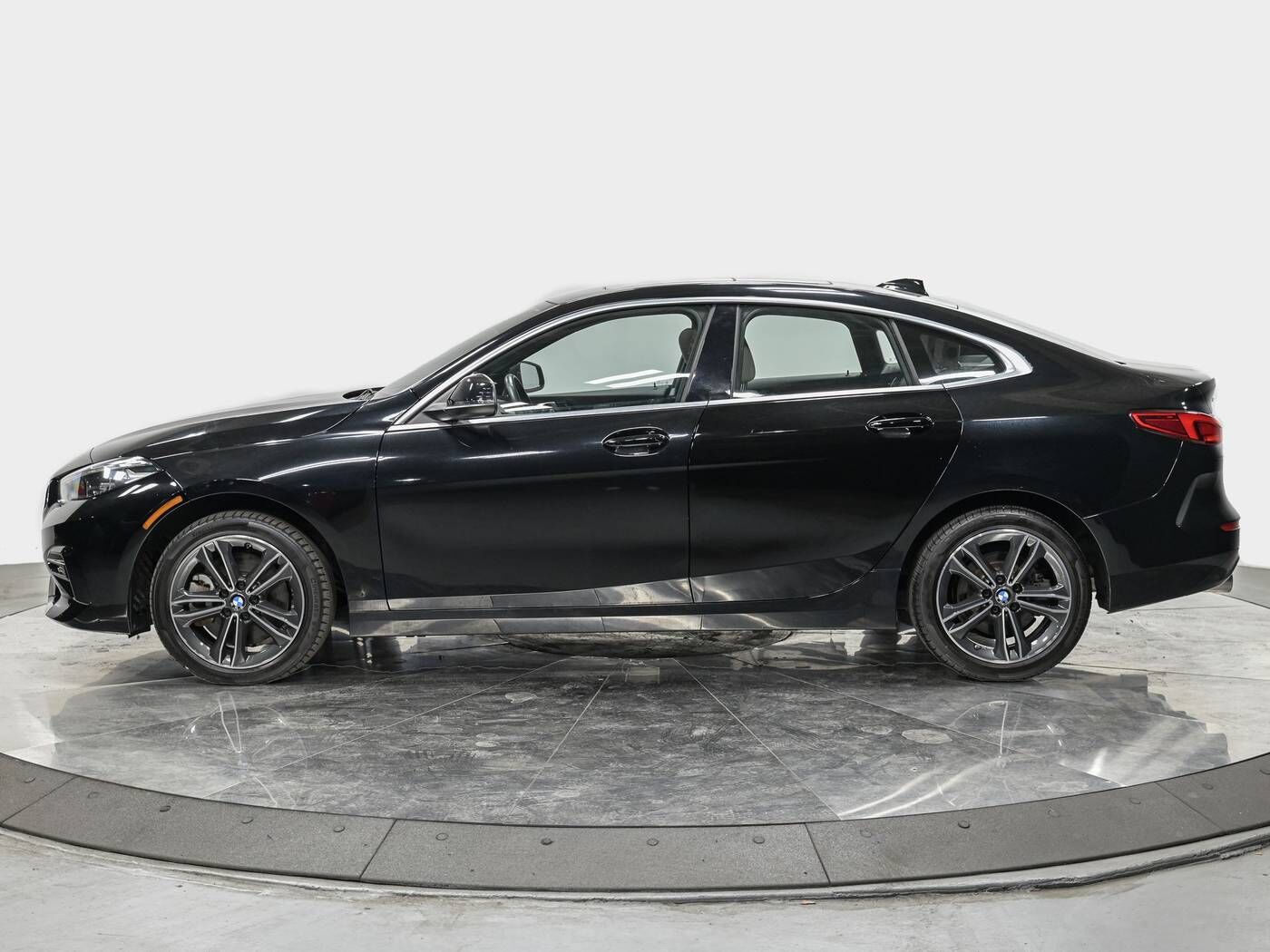 2024 BMW 228i