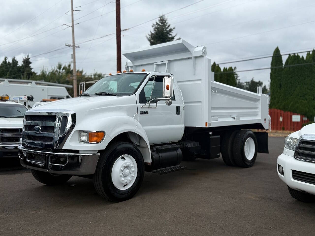 2010 FORD F-750