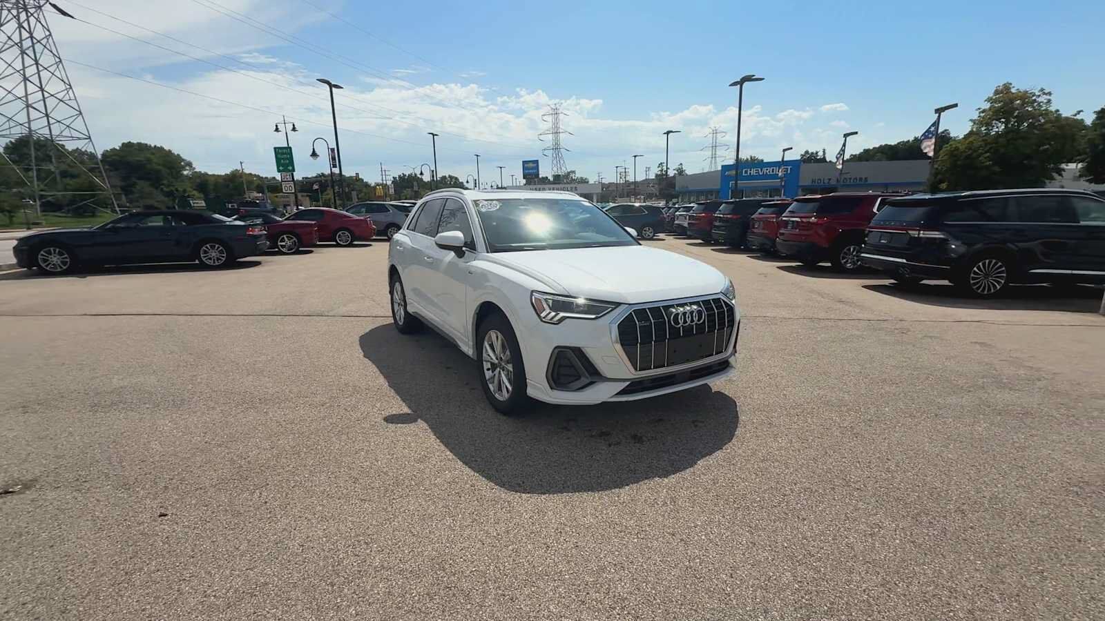 2023 Audi Q3