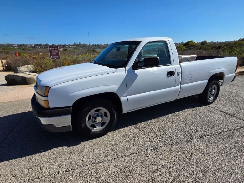2004 CHEVROLET Silverado