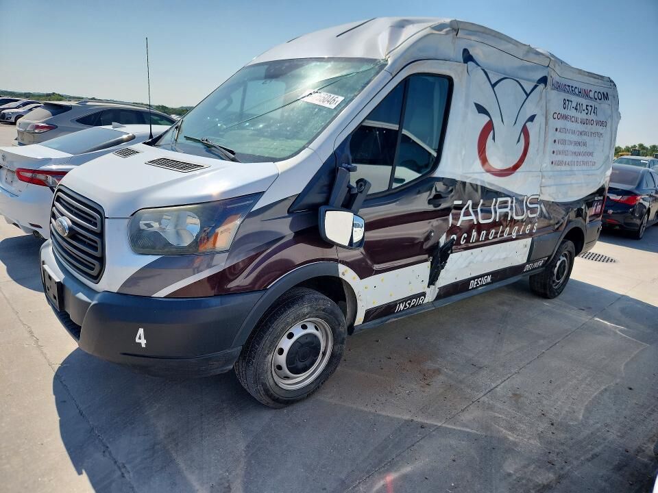 2015 FORD Transit