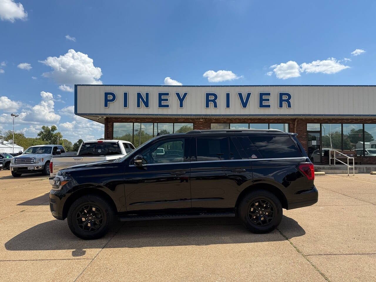 2024 FORD Expedition