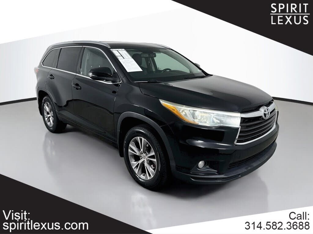 2015 TOYOTA Highlander