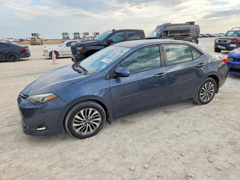 2018 TOYOTA Corolla