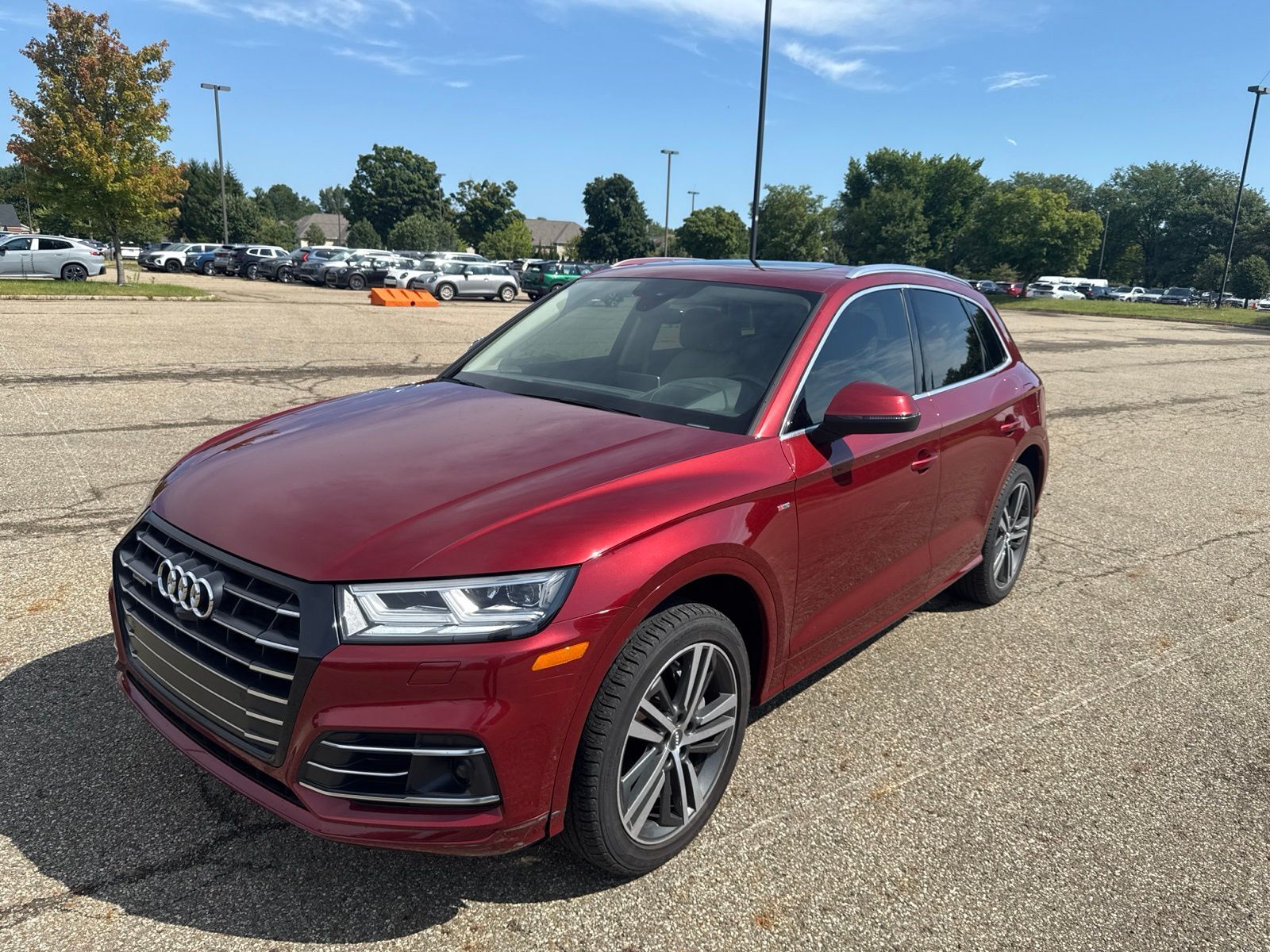 2020 AUDI Q5 e