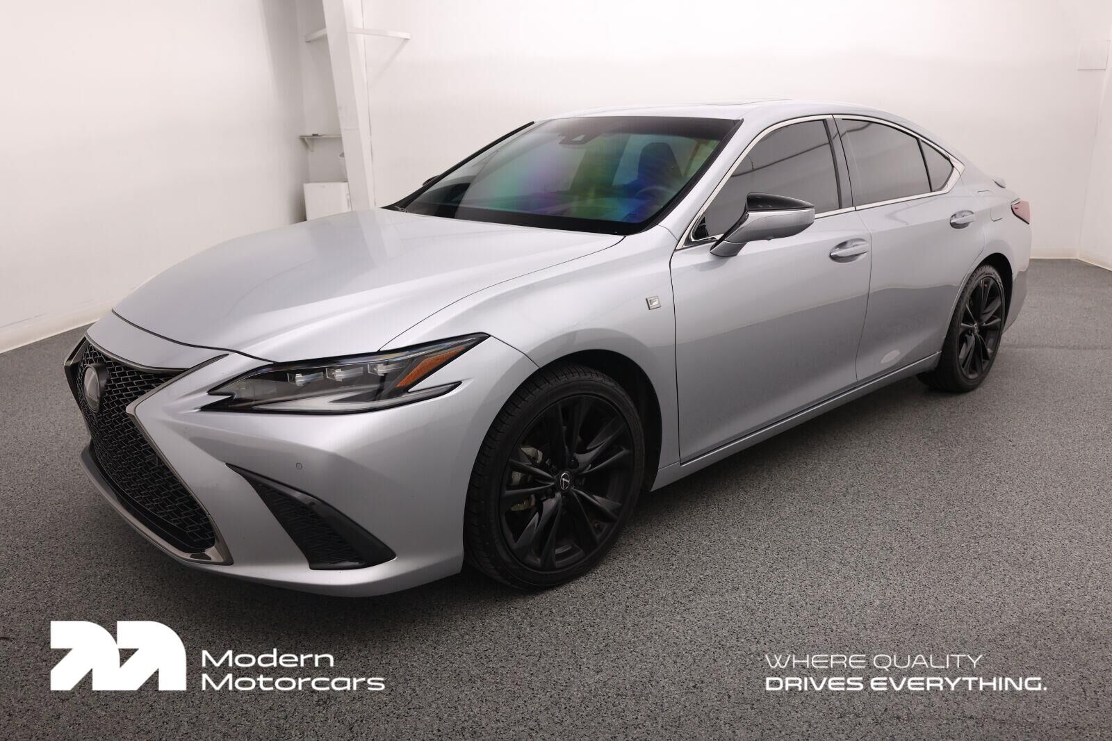 2024 LEXUS ES
