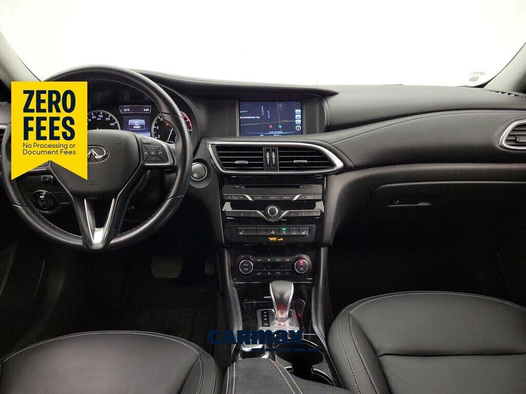 2017 INFINITI QX30