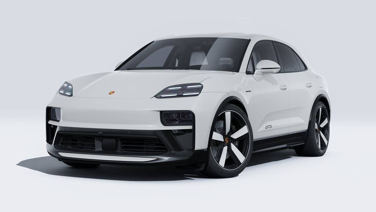 2026 PORSCHE Macan