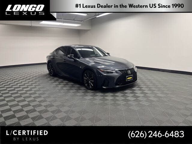 2022 LEXUS IS