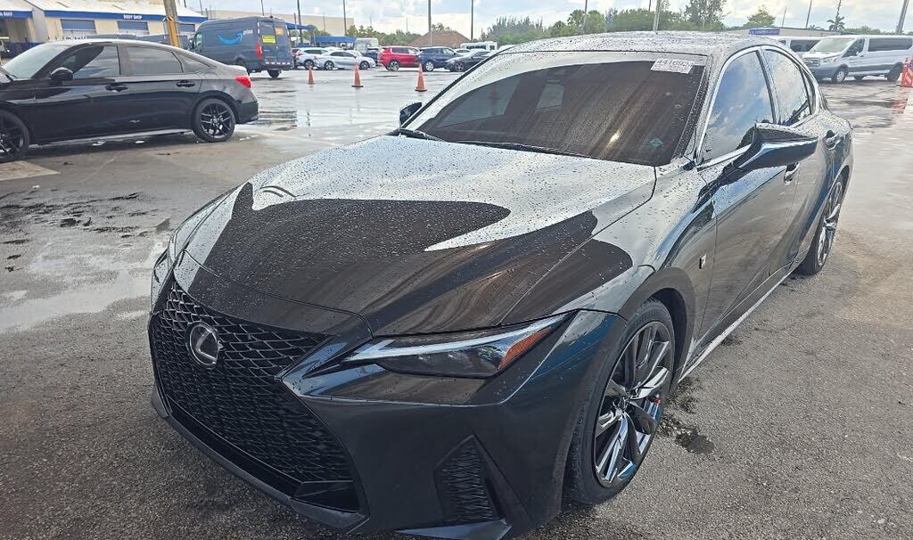 2023 LEXUS IS