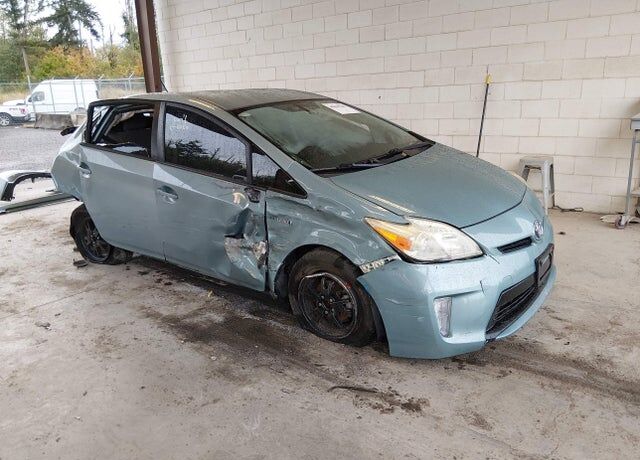 2015 TOYOTA PRIUS