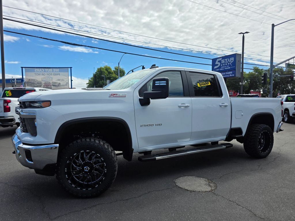 2025 CHEVROLET Silverado HD