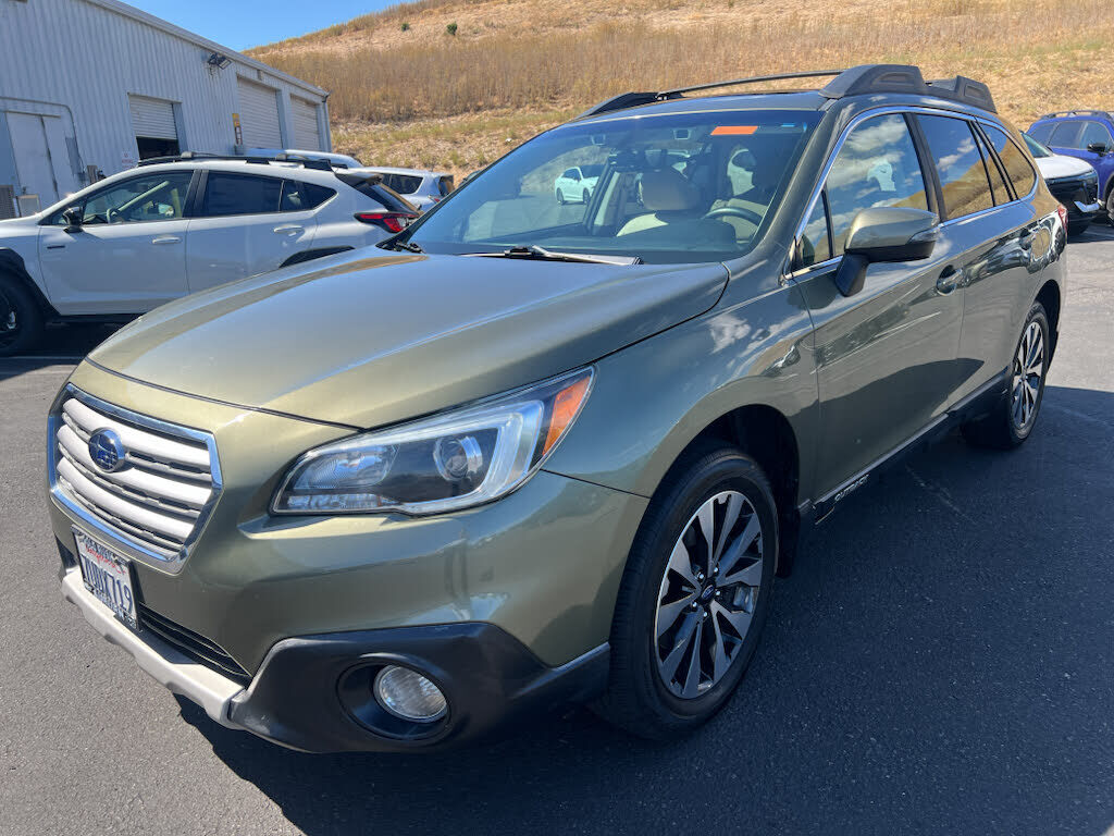 2017 SUBARU Outback
