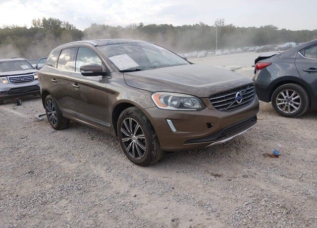 2015 VOLVO XC60