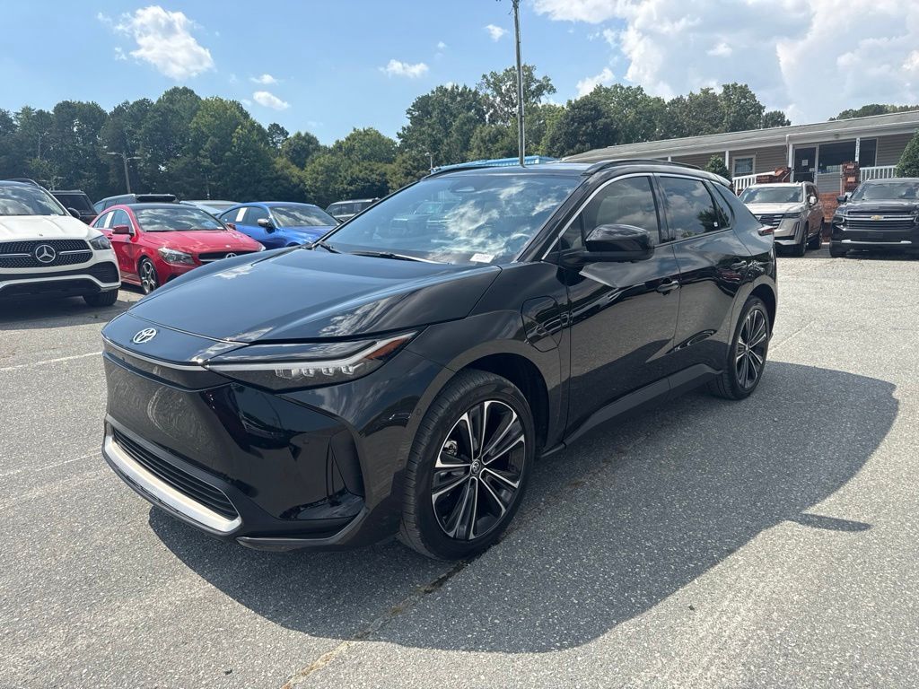 2024 TOYOTA bZ4X