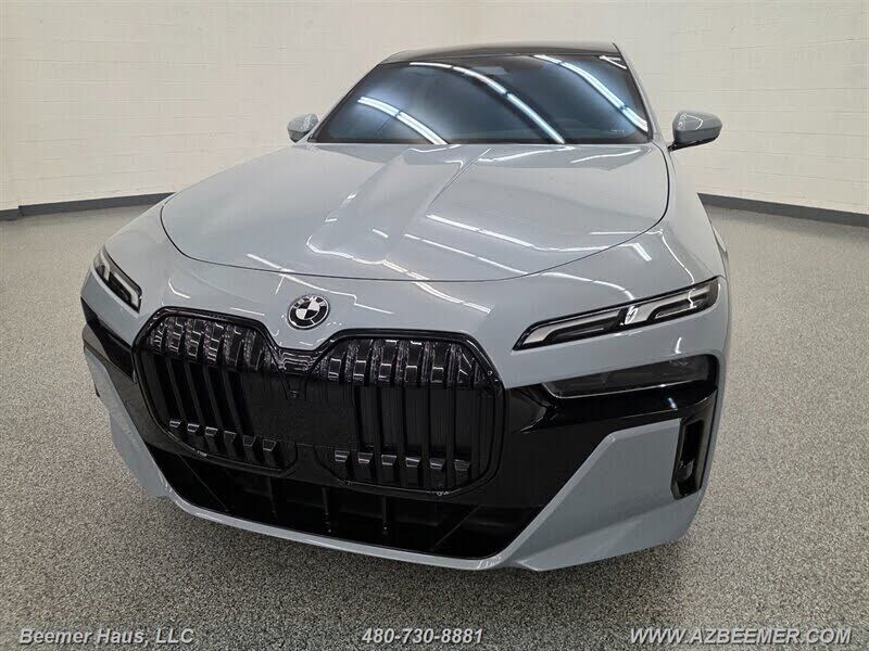 2023 BMW i7