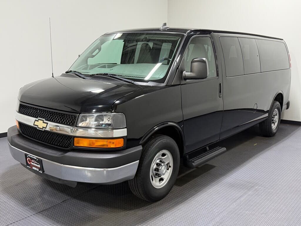 2016 CHEVROLET Express