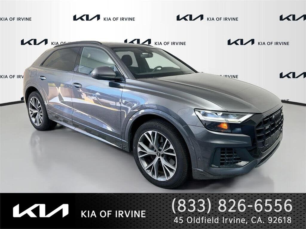 2021 AUDI Q8