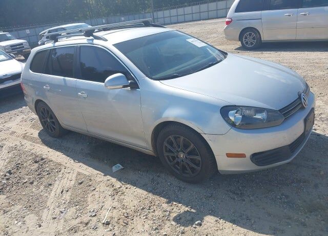 2011 VOLKSWAGEN Jetta Wagon