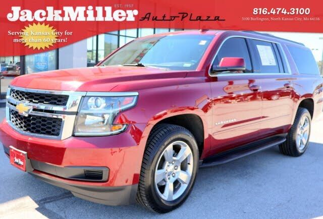 2017 CHEVROLET Suburban
