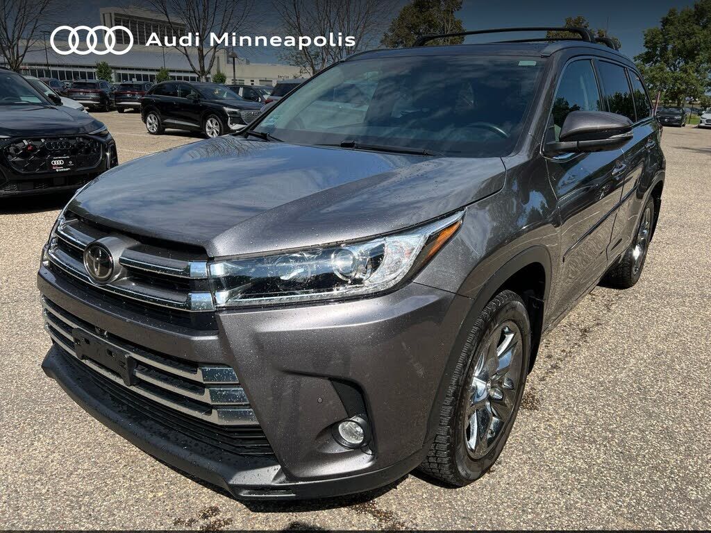 2018 TOYOTA Highlander