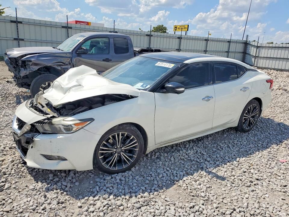2017 NISSAN Maxima