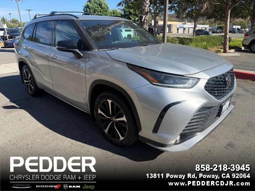 2021 TOYOTA Highlander