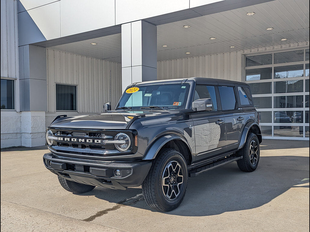 2024 FORD Bronco