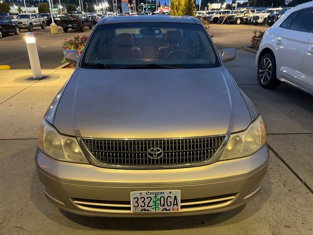 2000 TOYOTA Avalon
