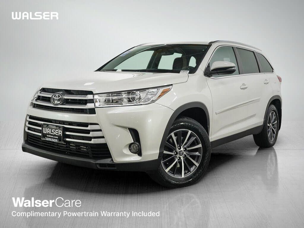 2019 TOYOTA Highlander