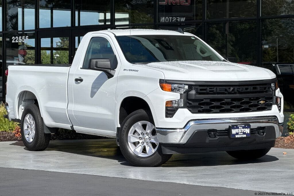 2025 CHEVROLET Silverado