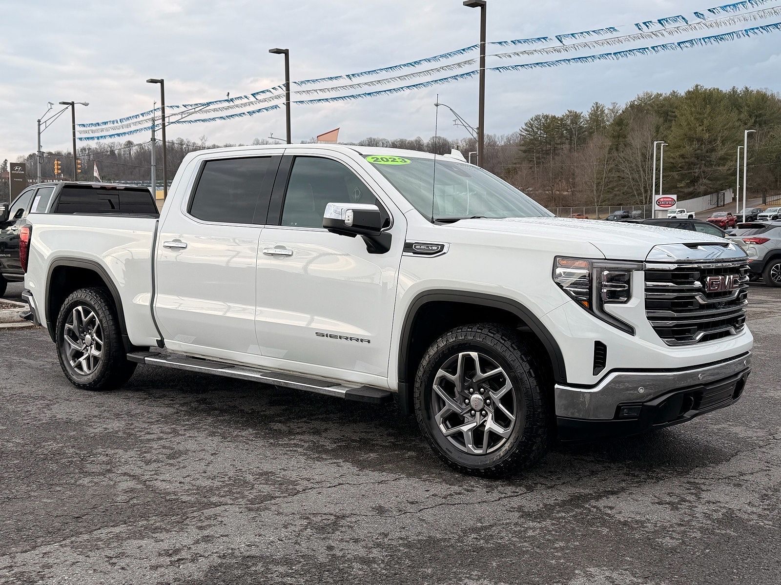 2023 GMC Sierra