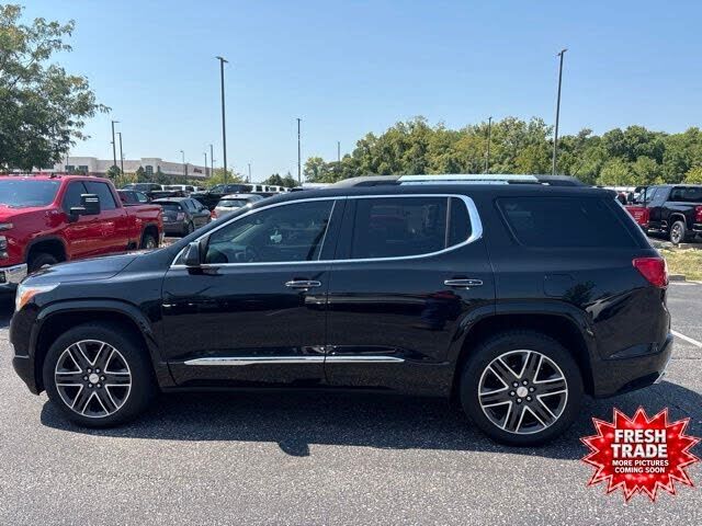 2017 GMC Acadia