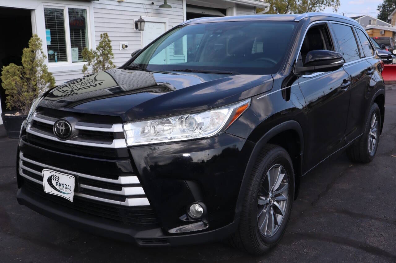 2018 TOYOTA Highlander