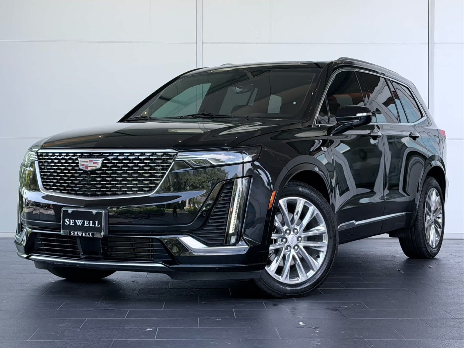 2025 CADILLAC XT6