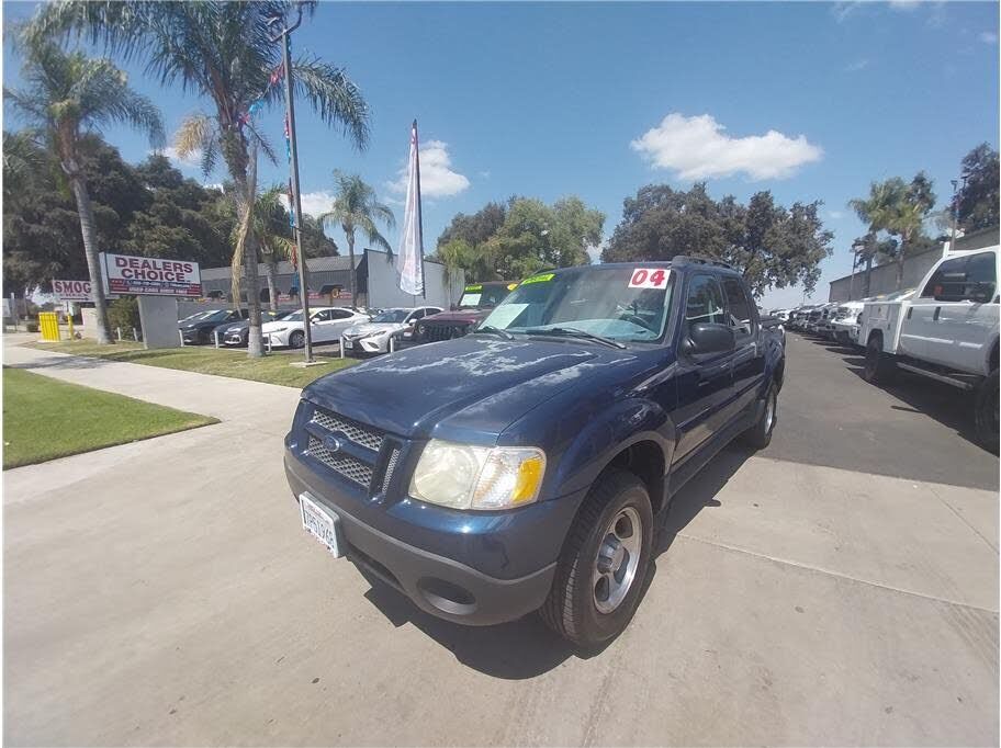 2004 FORD Explorer