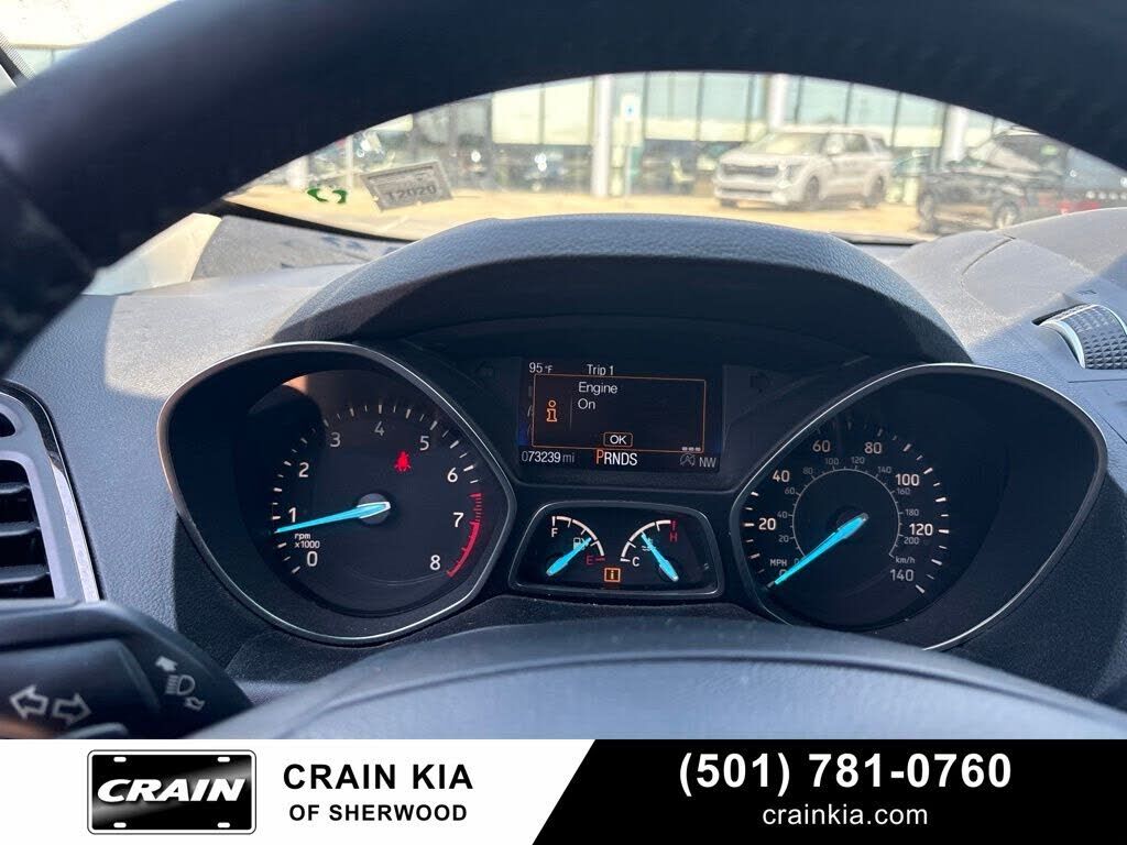 2017 FORD Escape
